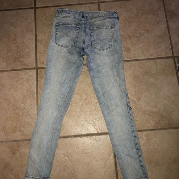 Pacsun ripped skinny jeans - Picture 1 of 5